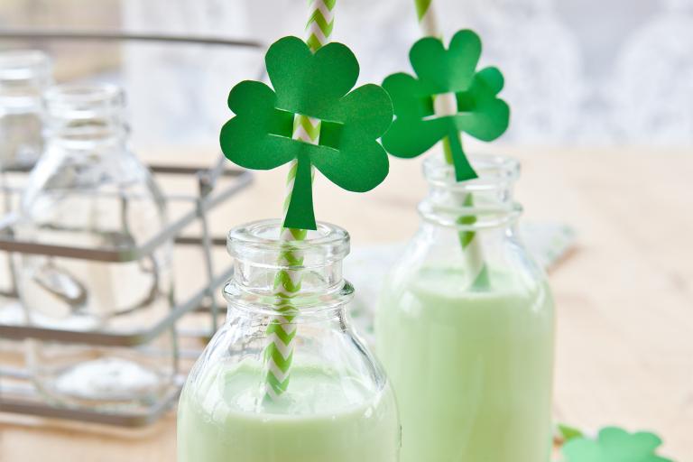 green smoothies with fun lucky clover straws